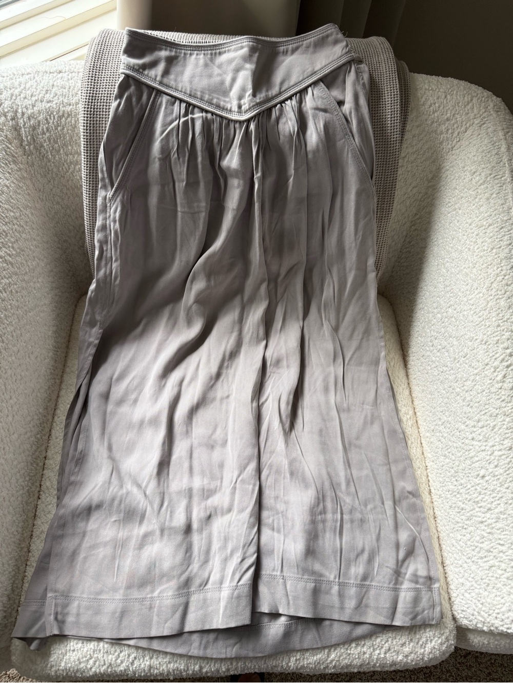 Wilfred Light Gray Midi Skirt